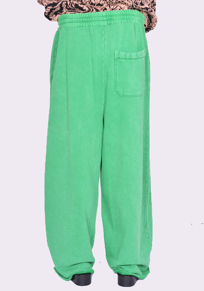 LU'U DAN RAW-CUT BONTAN SWEAT PANTS WASHED RACING GREEN  FW24 | DOSHABURI Online Shop