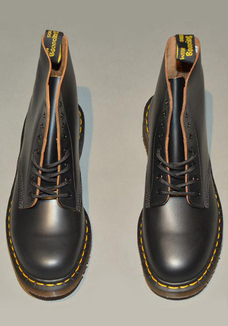 DR. MARTENS VINTAGE 1460 LEATHER BOOTS BLACK QUILON MADE IN ENGLAND DOSHABURI